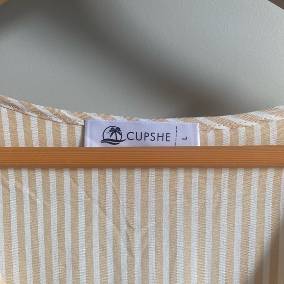 Cupshe cover up dress - Picture 5 of 5